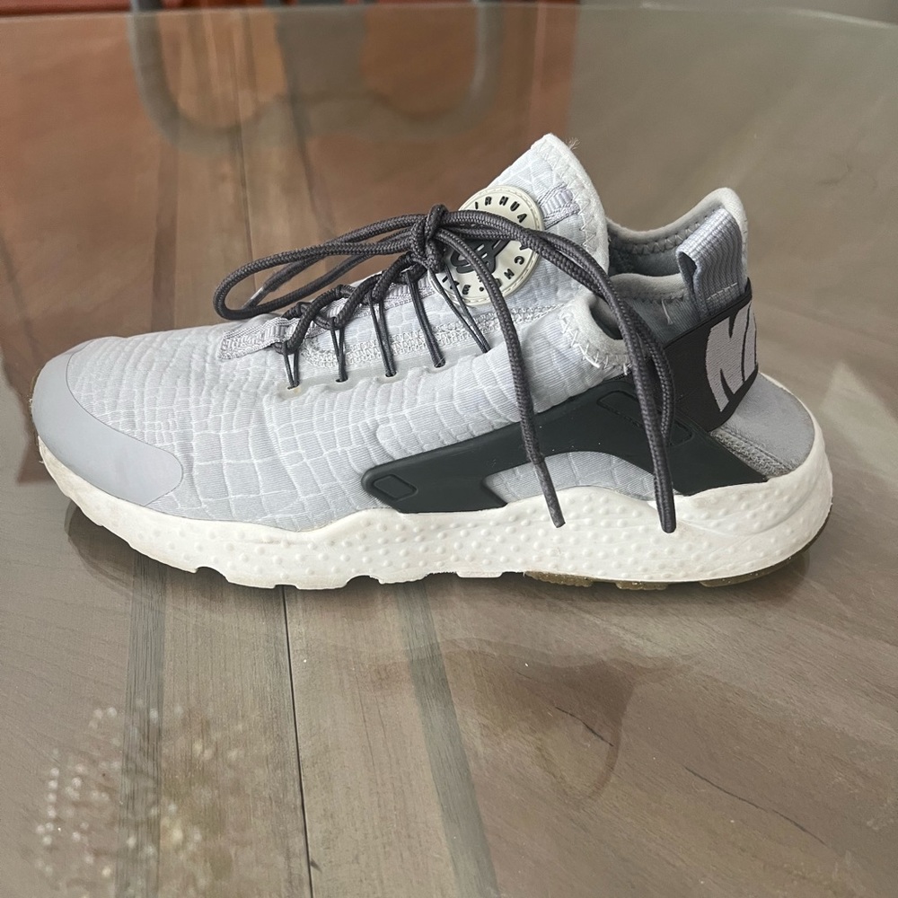 Nike Air Hurache
